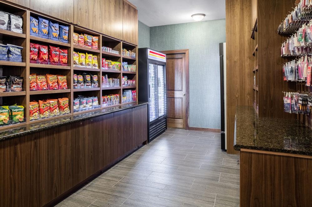 Delta Hotels By Marriott Helena Colonial エクステリア 写真