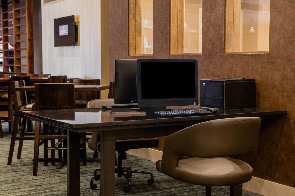 Delta Hotels By Marriott Helena Colonial エクステリア 写真