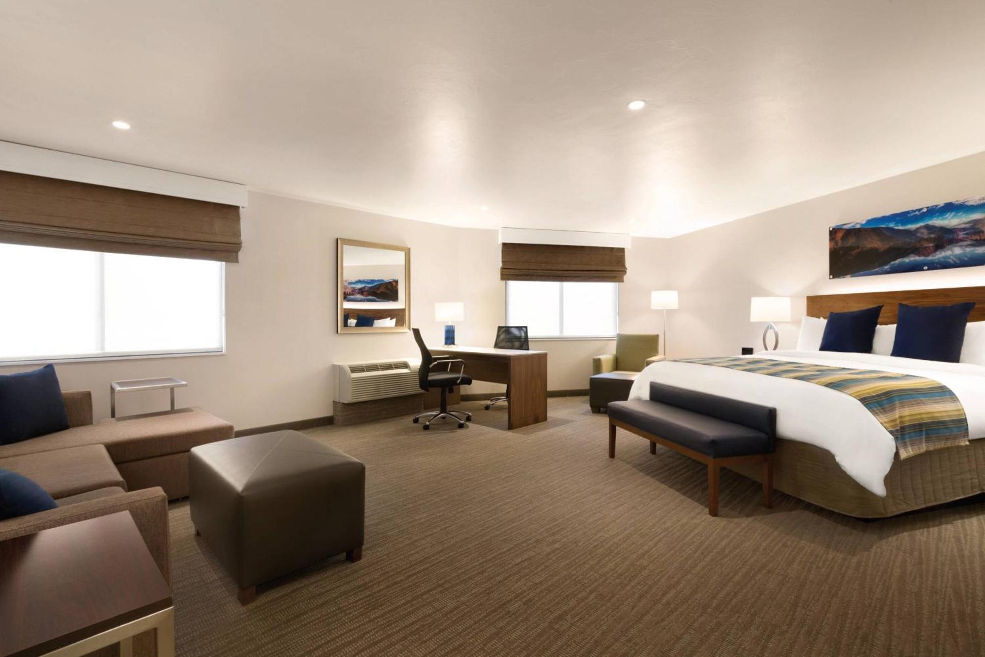 Delta Hotels By Marriott Helena Colonial エクステリア 写真
