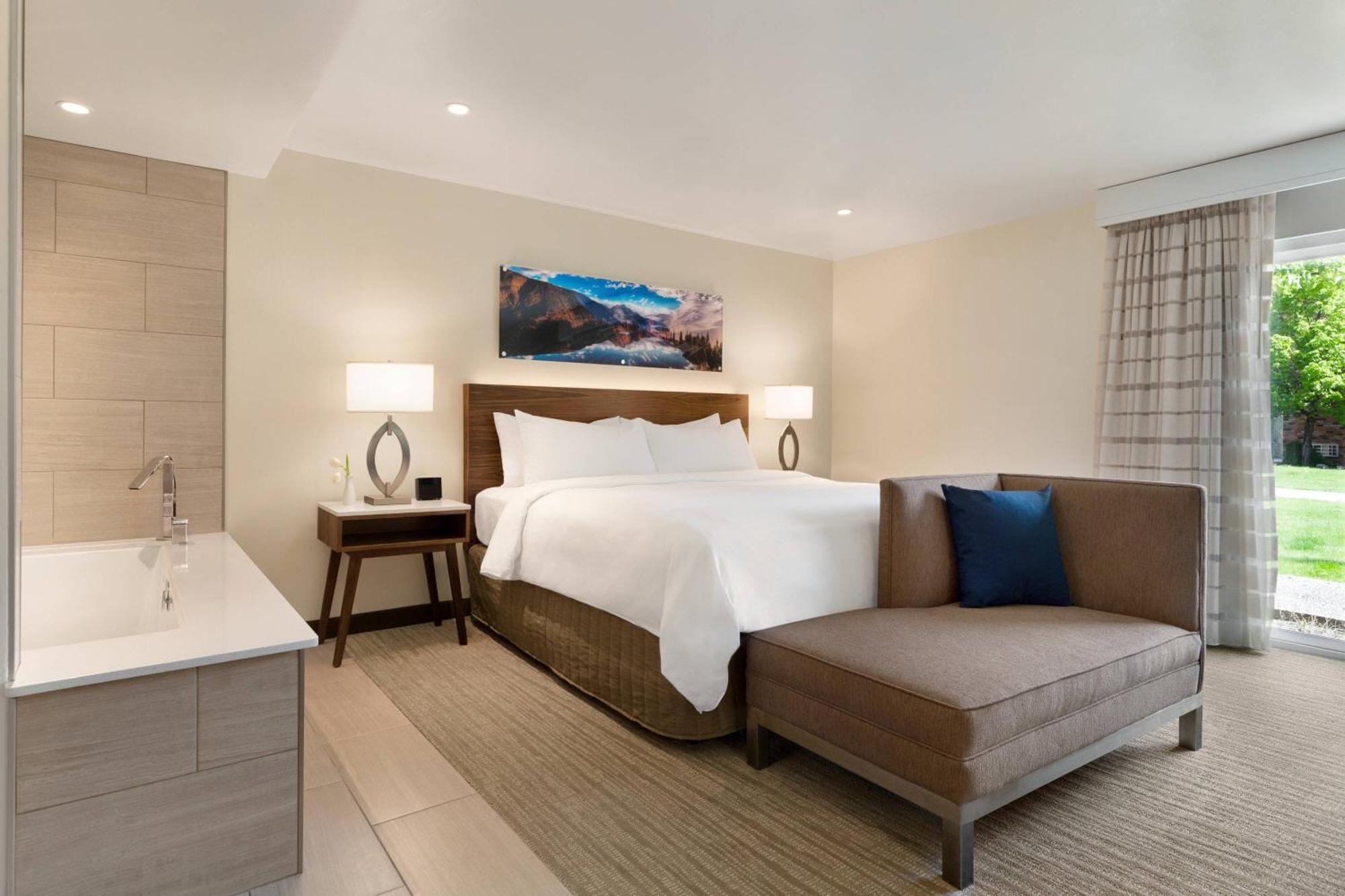 Delta Hotels By Marriott Helena Colonial エクステリア 写真